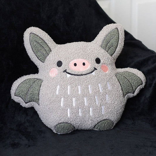 The Cozy Little Bat – Bouclé-Kissen